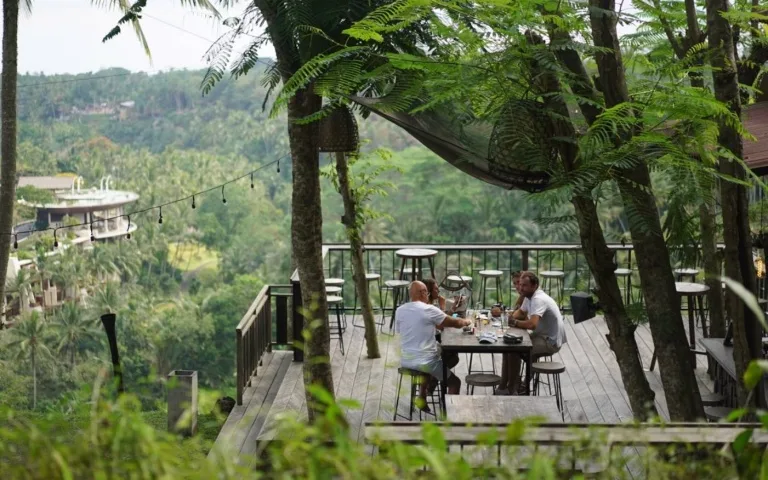 Ubud Restaurant at Ubud Heaven Sayan Villa