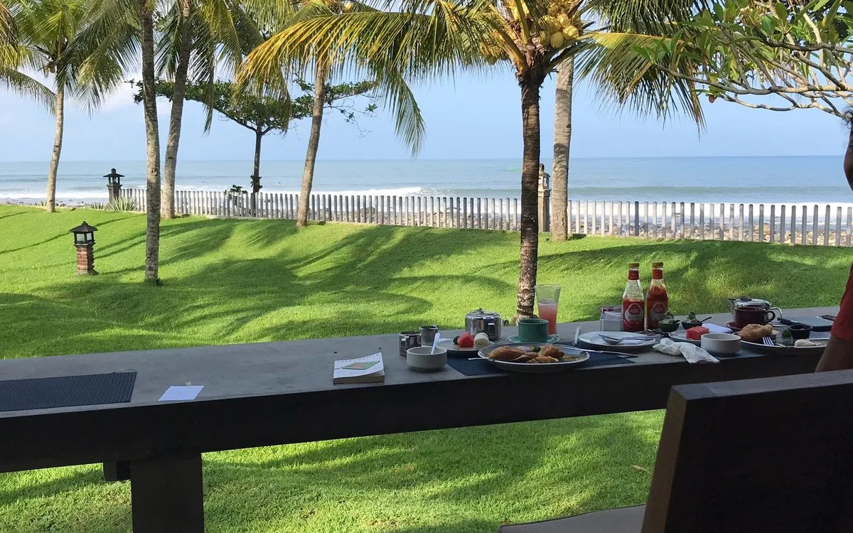 UMADEWI Signature Dining at UMADEWI Surf & Suites