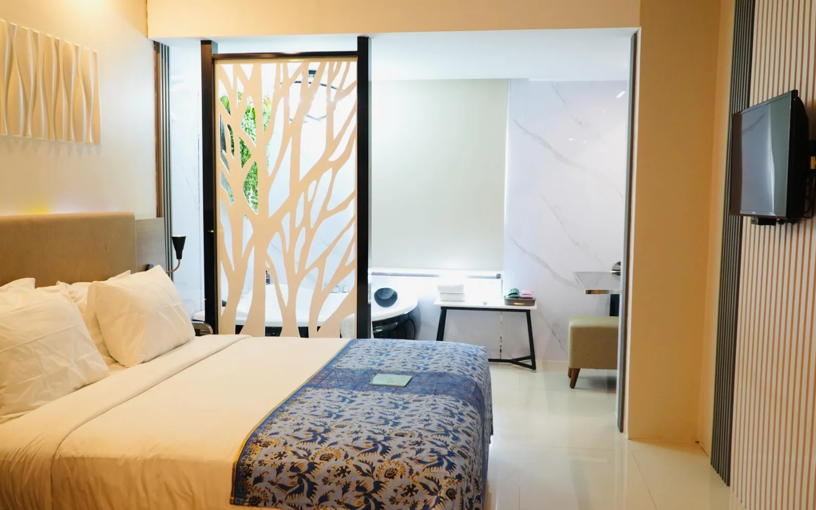 Verse Restaurant at Verse Hotel Cirebon