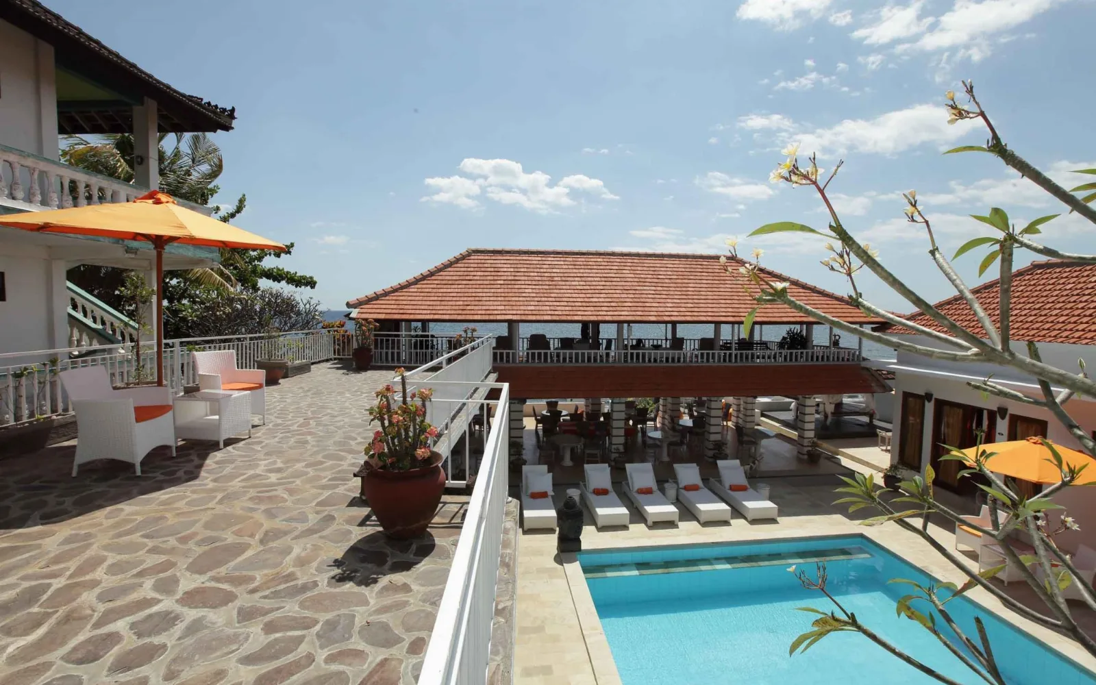 Villa Restaurant at Villa Agung Beach Inn