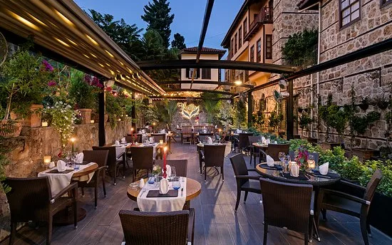 Vinila Restaurant at Vinila Villas by Nakula