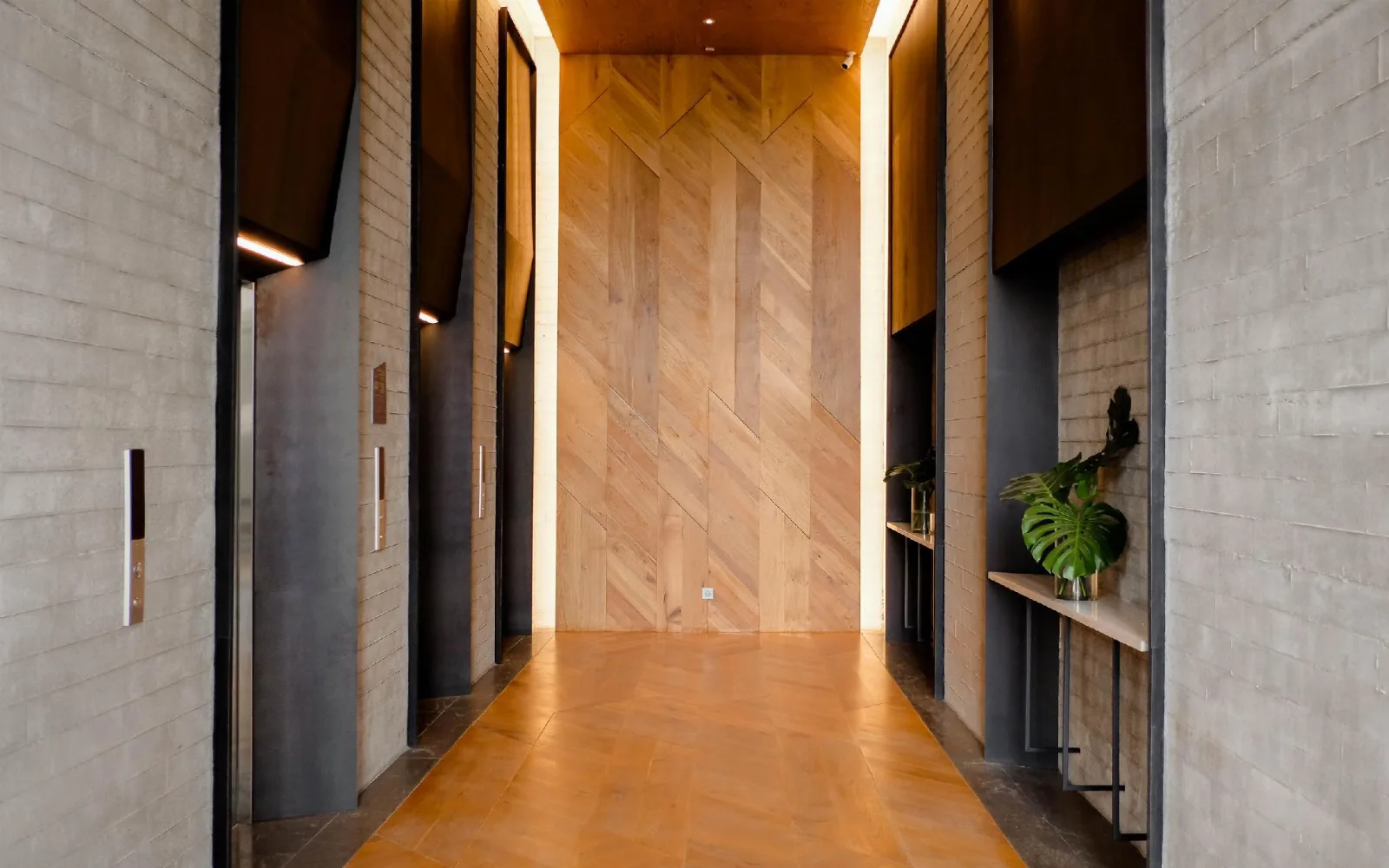 W XYZ Bar at Aloft by Marriott South Jakarta