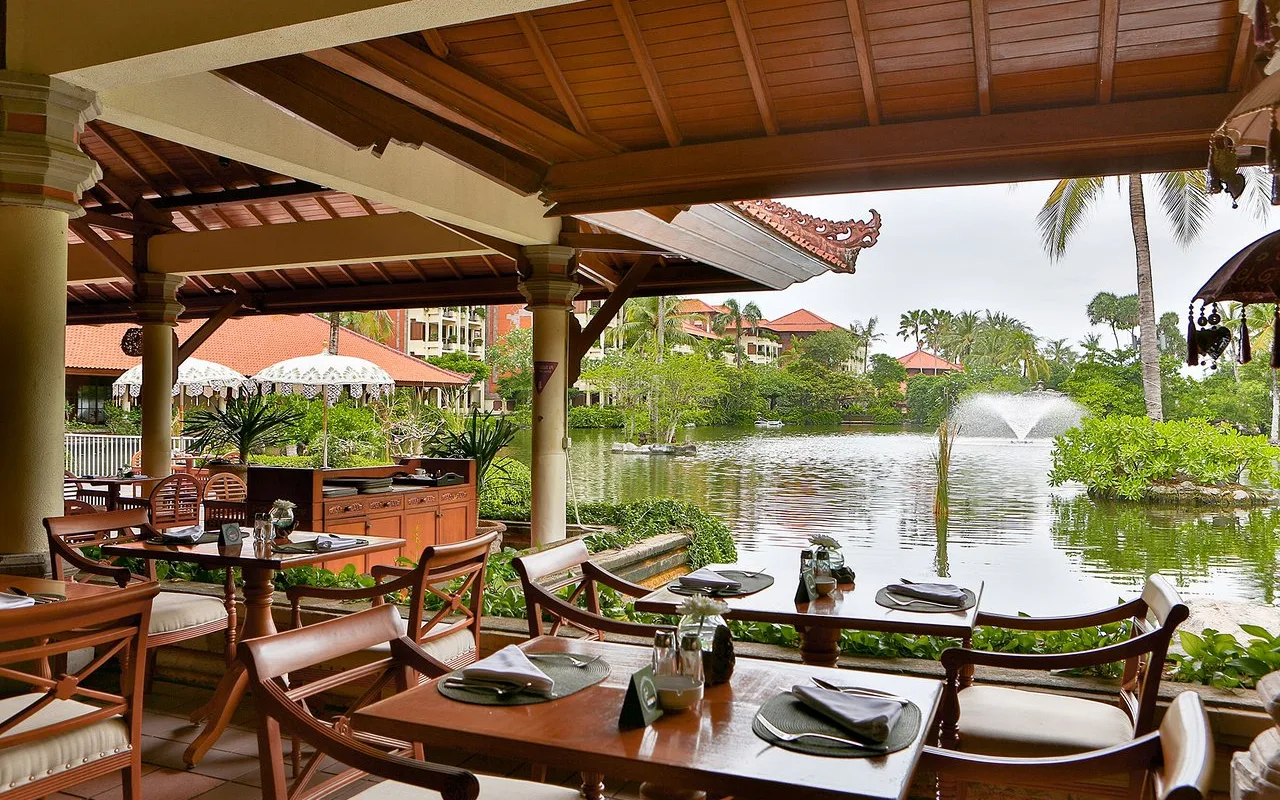 Waterfall Restaurant