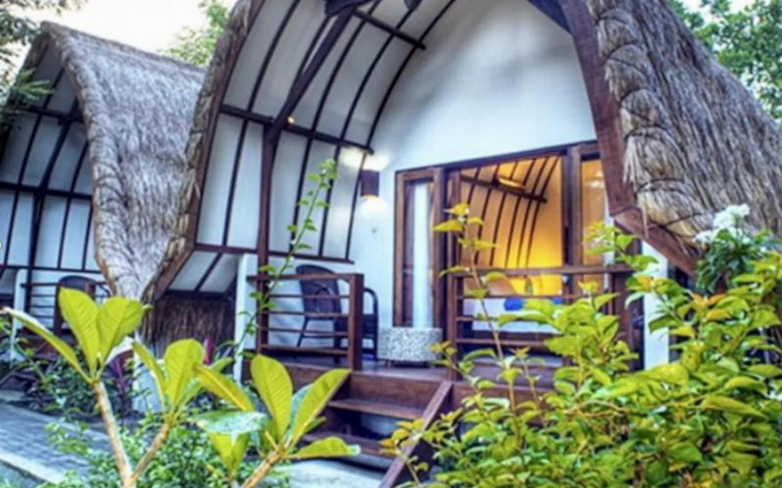 Yoga Oceanfront Restaurant at Yoga Garden Rooms Resort