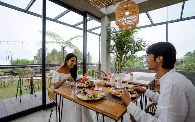 Zahill Caldera Lounge & Restaurant