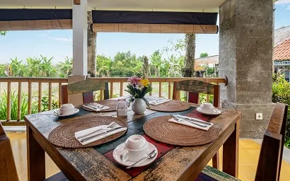 Alam Puisi Villa