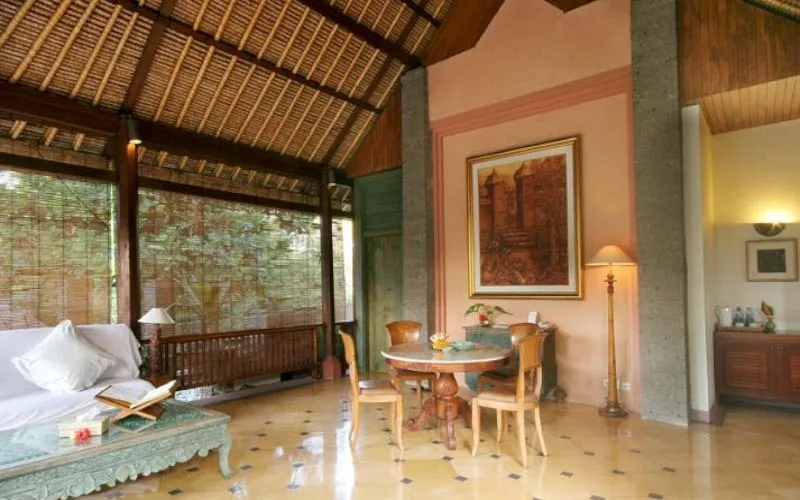 Alam Puri Art Museum - Resort & Spa