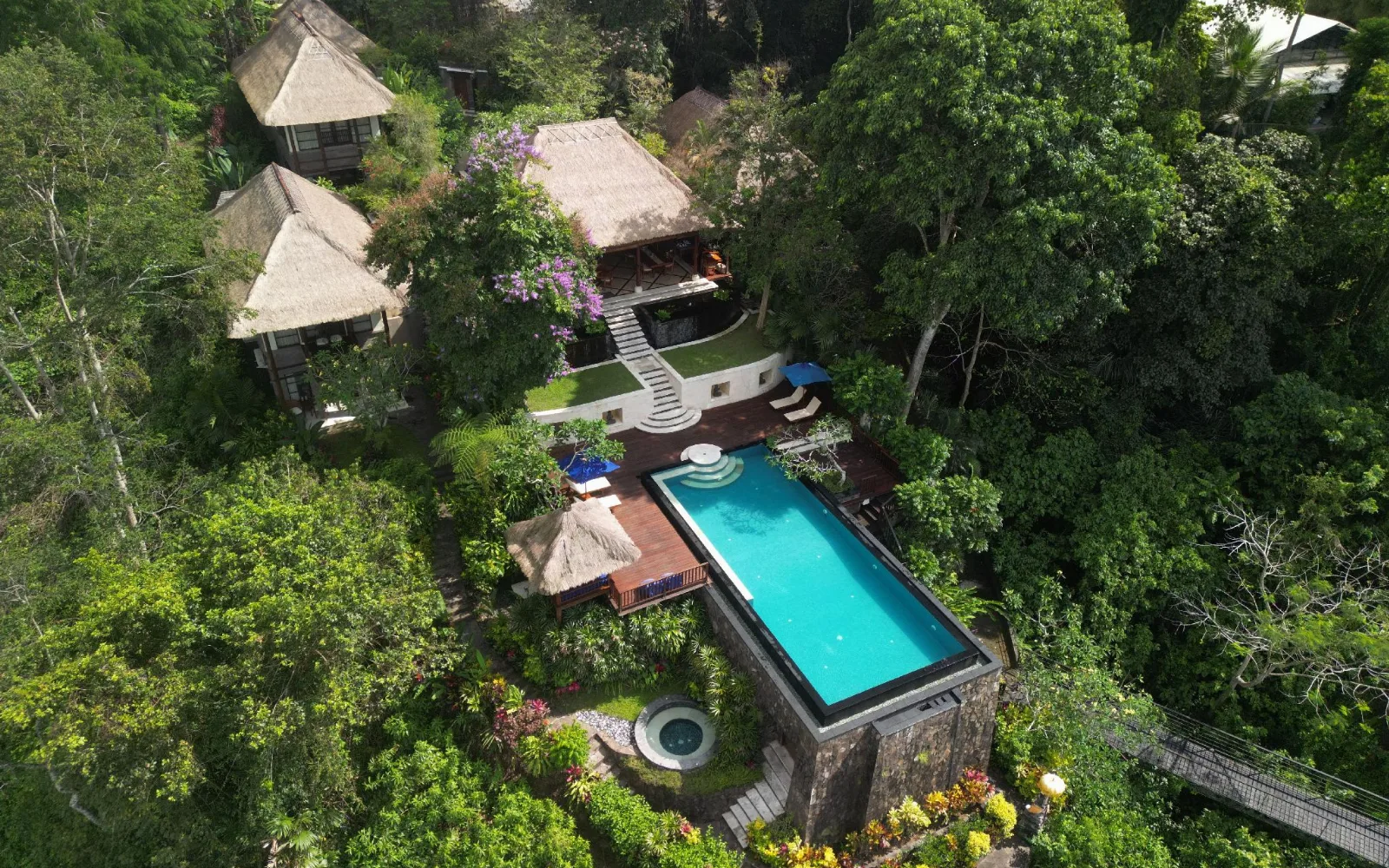 Amori Villa Hotel