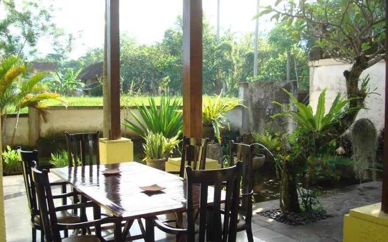 Anini Raka Resort & Spa