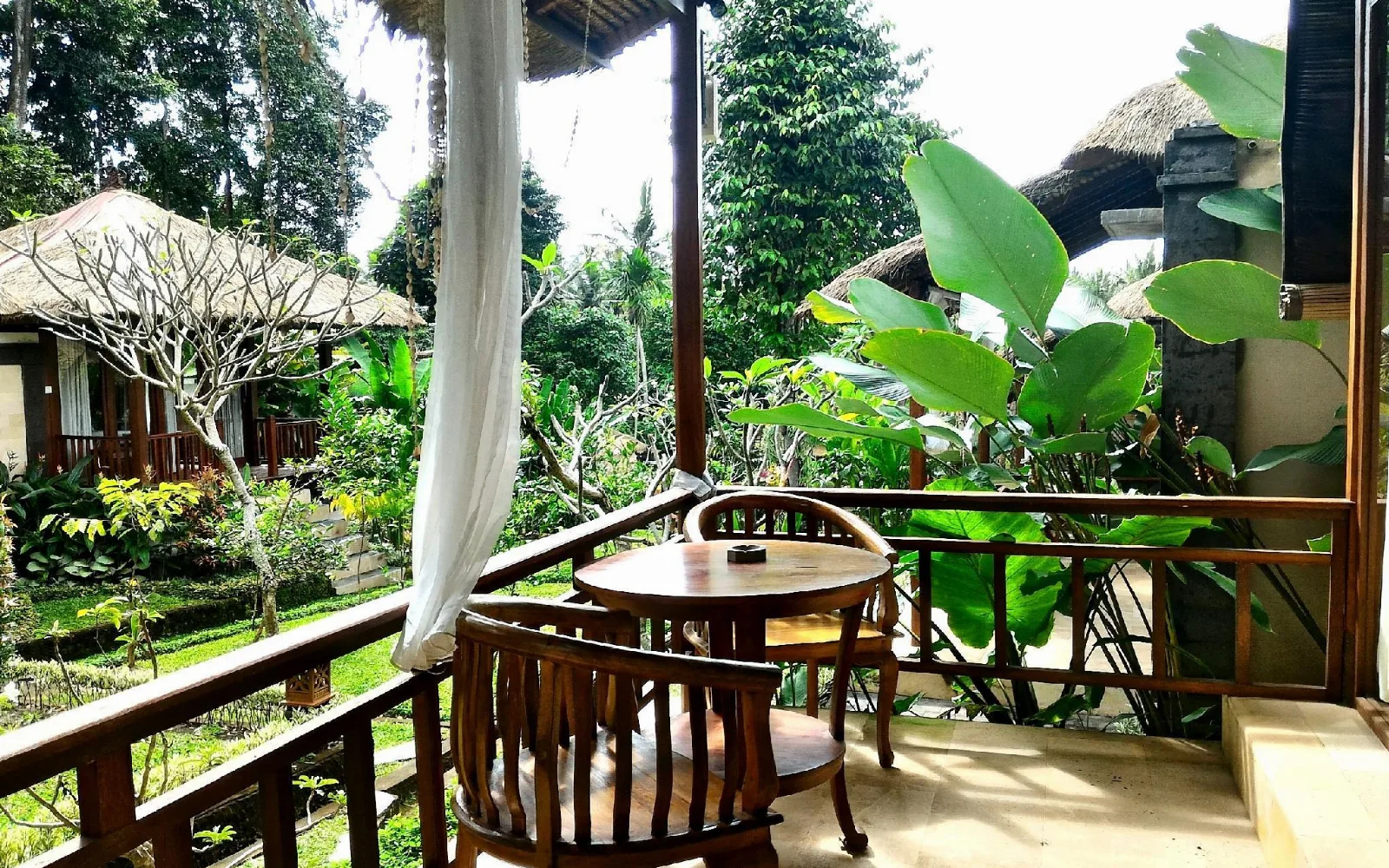 Astawa House