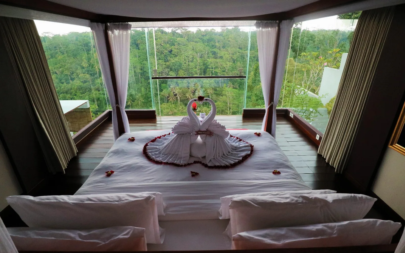 Ayuterra Resort
