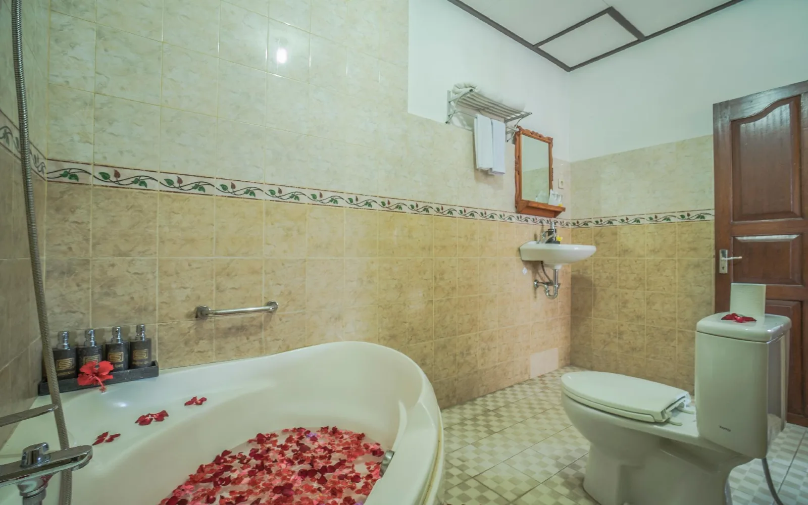 Cendana Resort and Spa