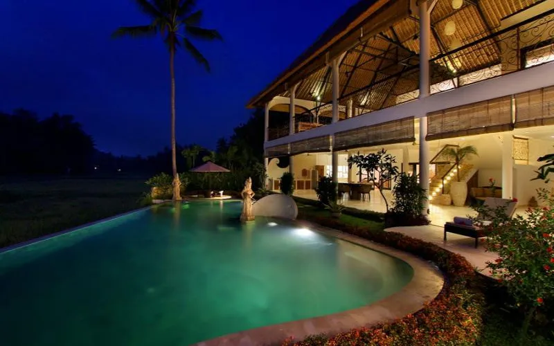 Frangipani Villas