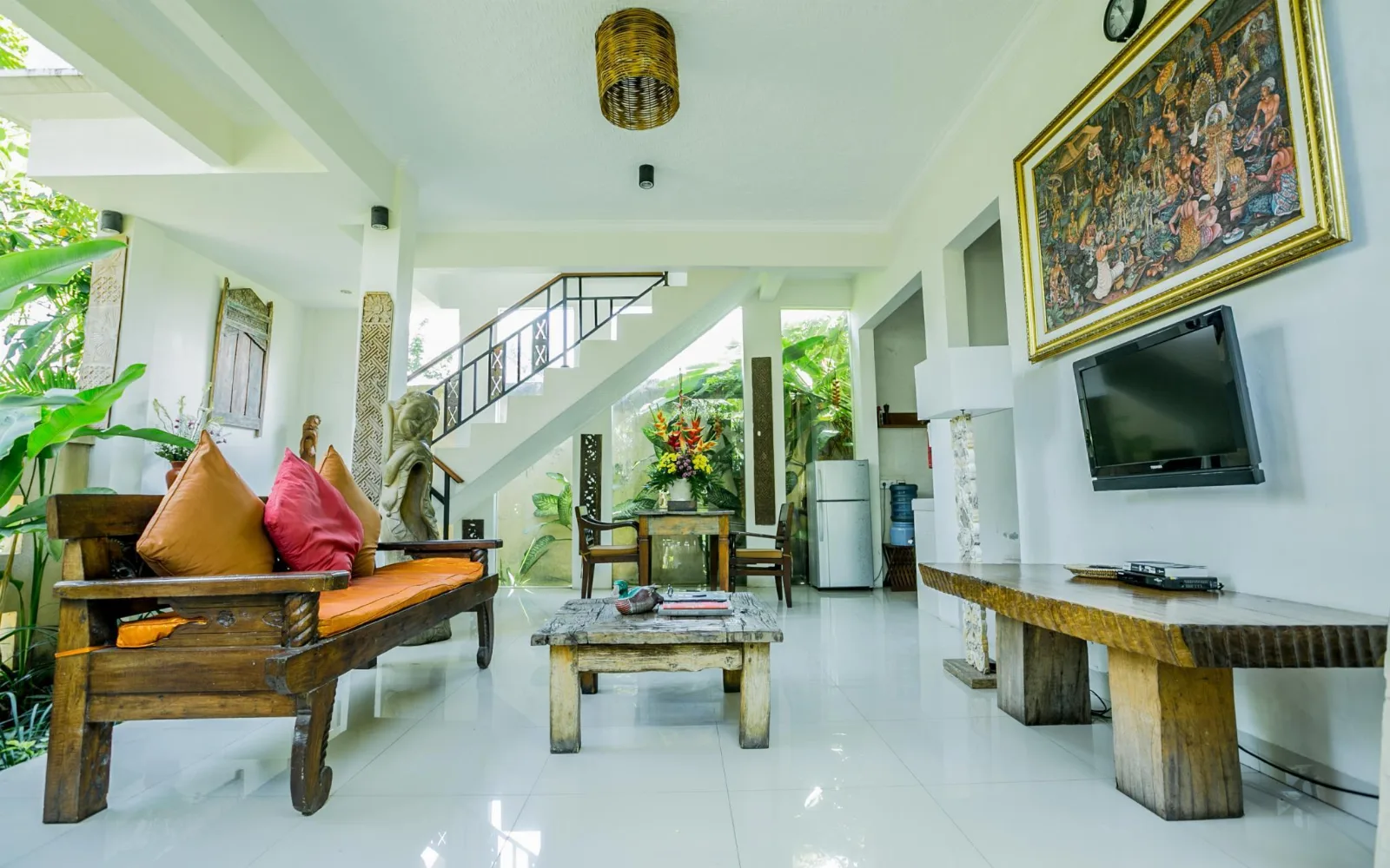 Gusde House Villas