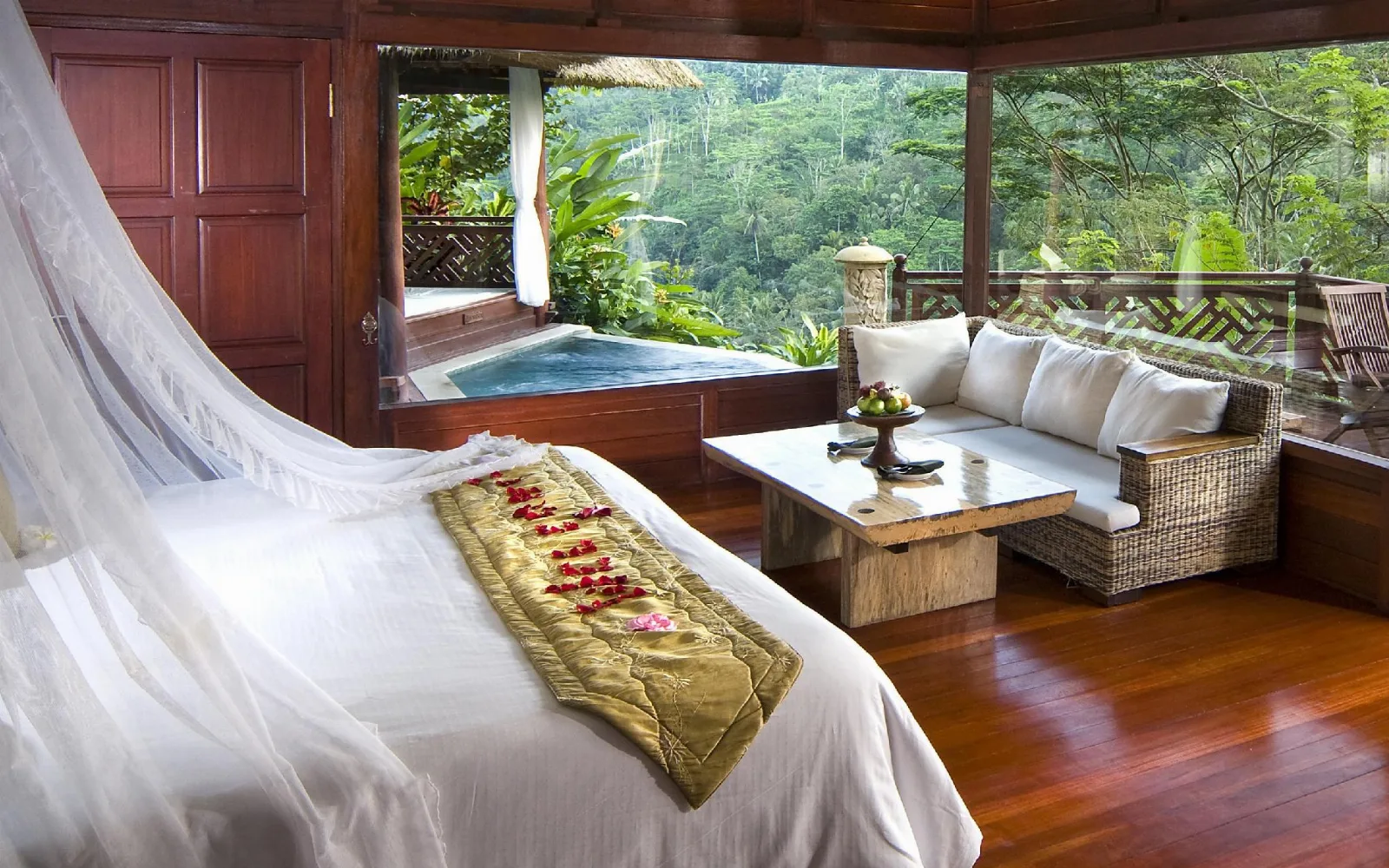 Kupu Kupu Barong Villas & Tree Spa