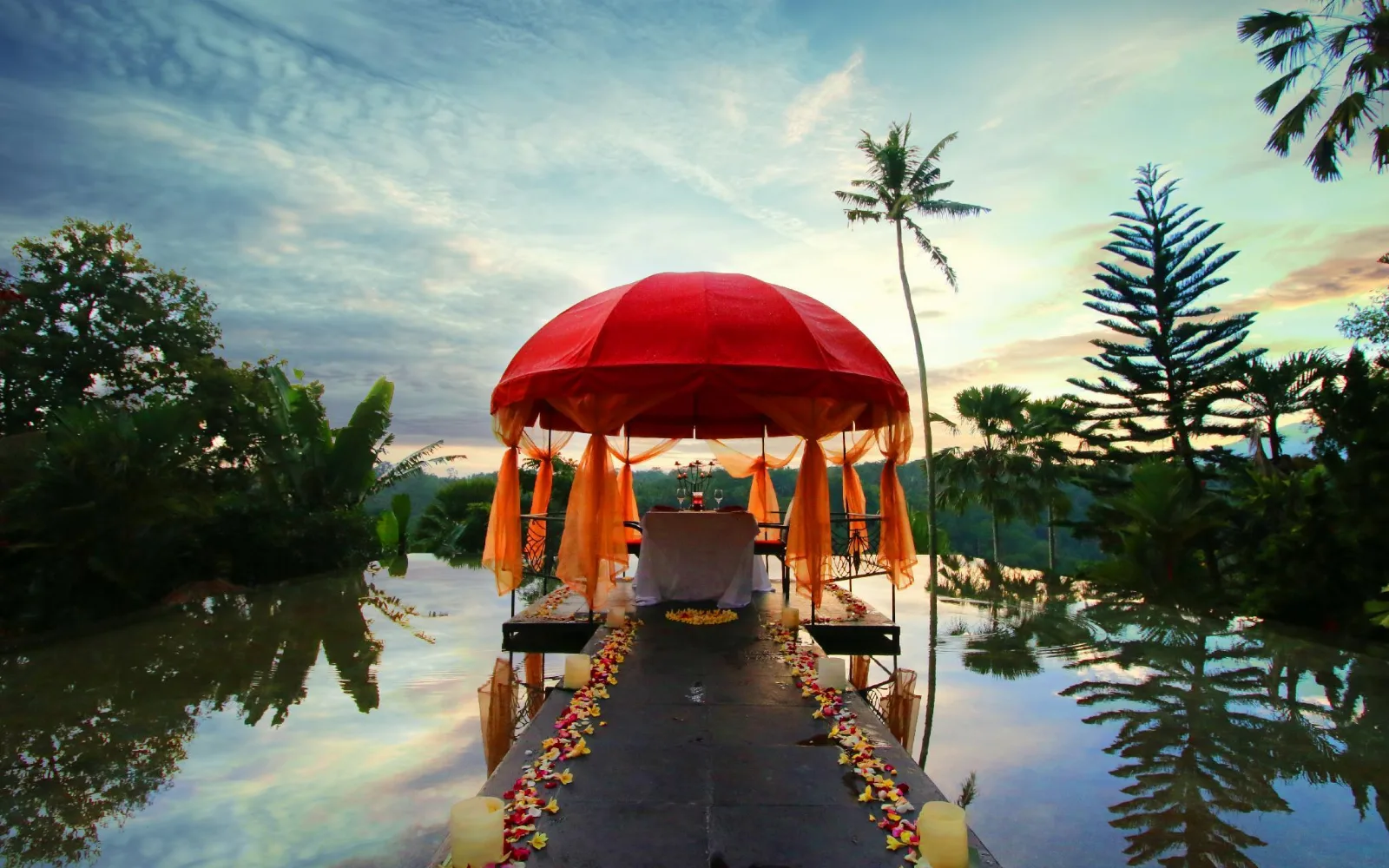 Kupu Kupu Barong Villas & Tree Spa