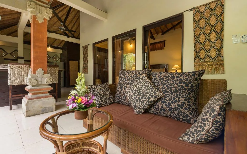 Lily Lane Villas