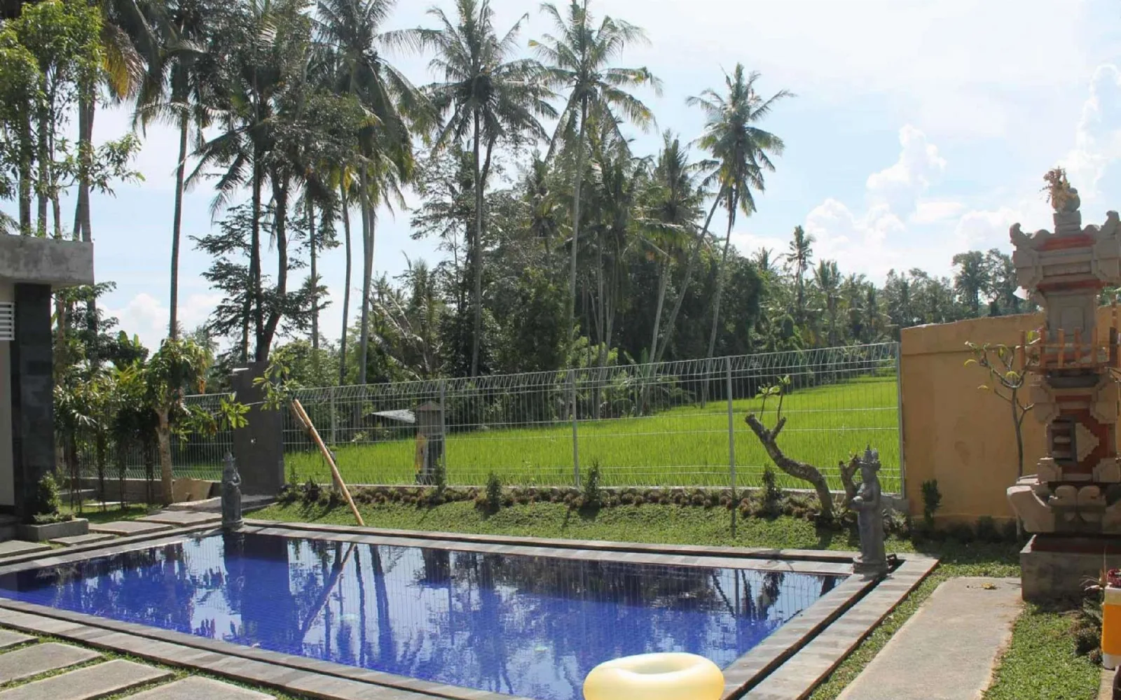 Long Lane Villa