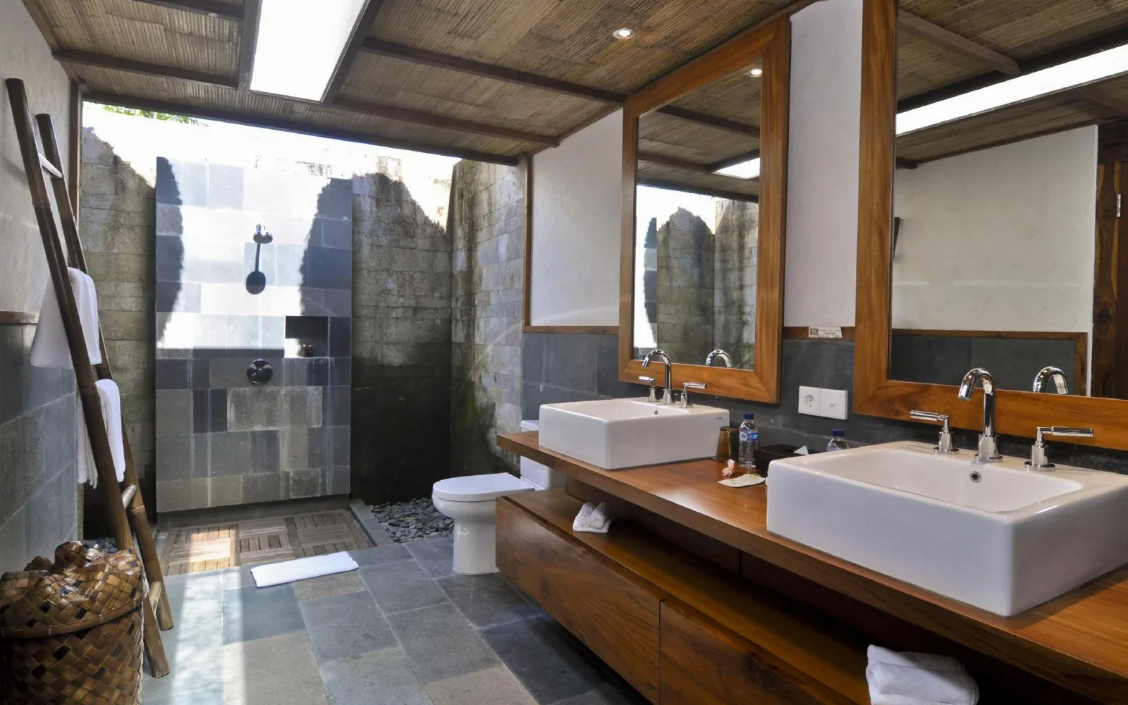 Luwak Ubud Villa & Jungle Suite