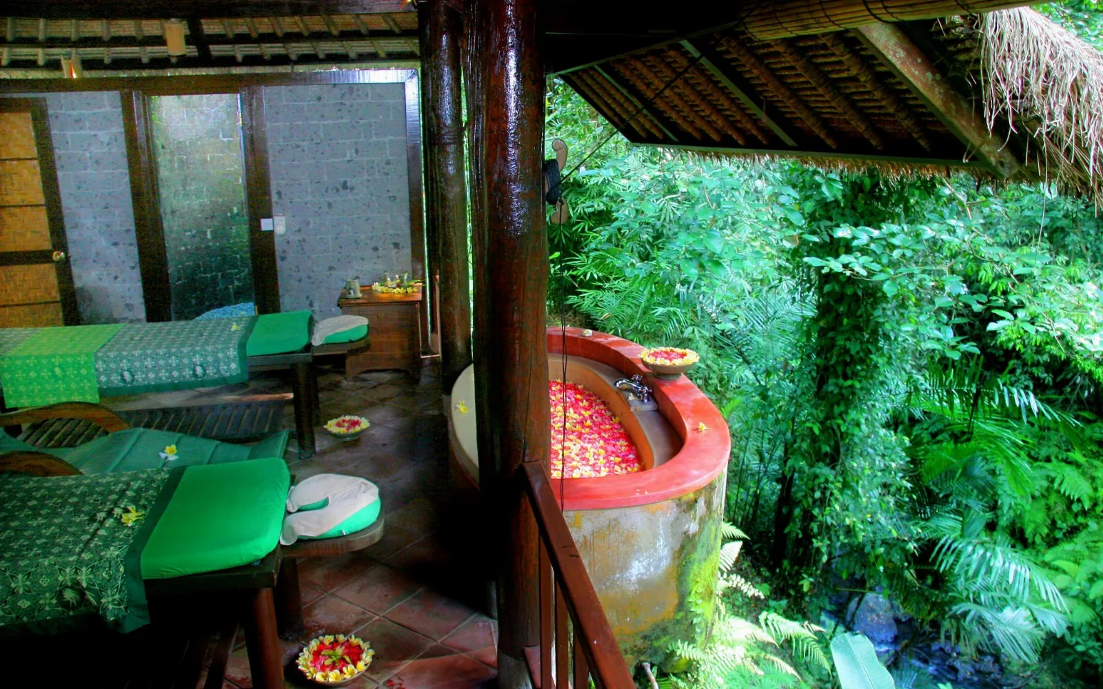 Natura Resort and Spa