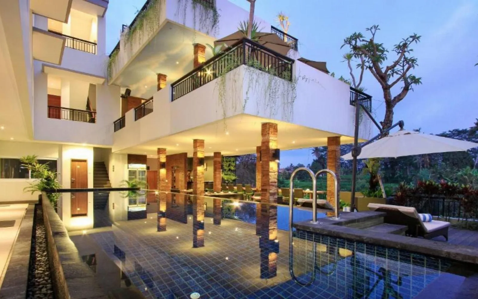 Puri Padma Hotel and Spa