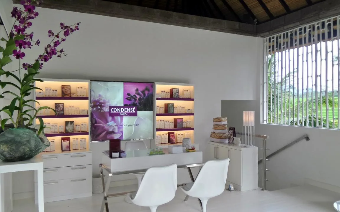 Rouge -  Private Villa Condense