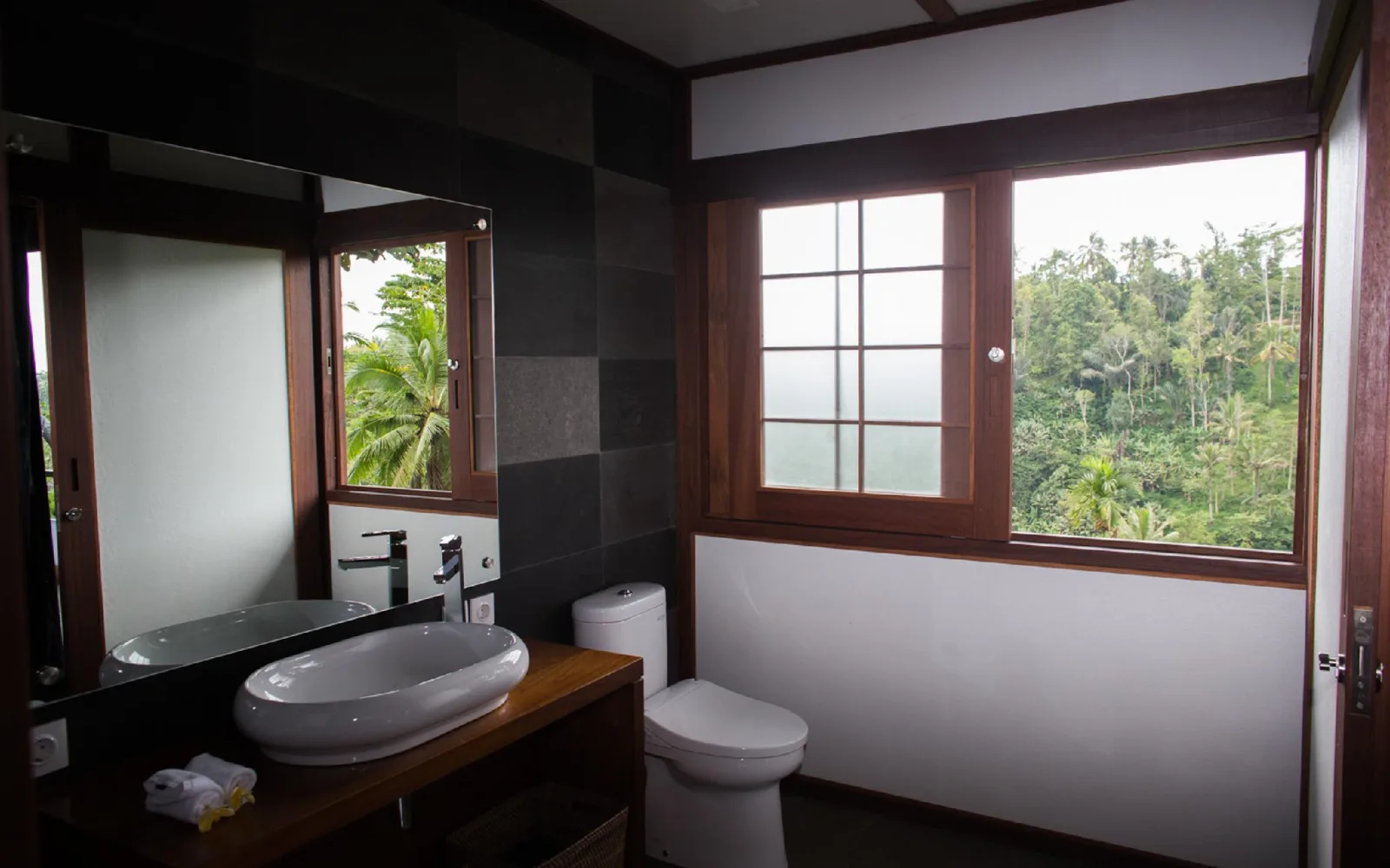 Suarapura Resort and SPA