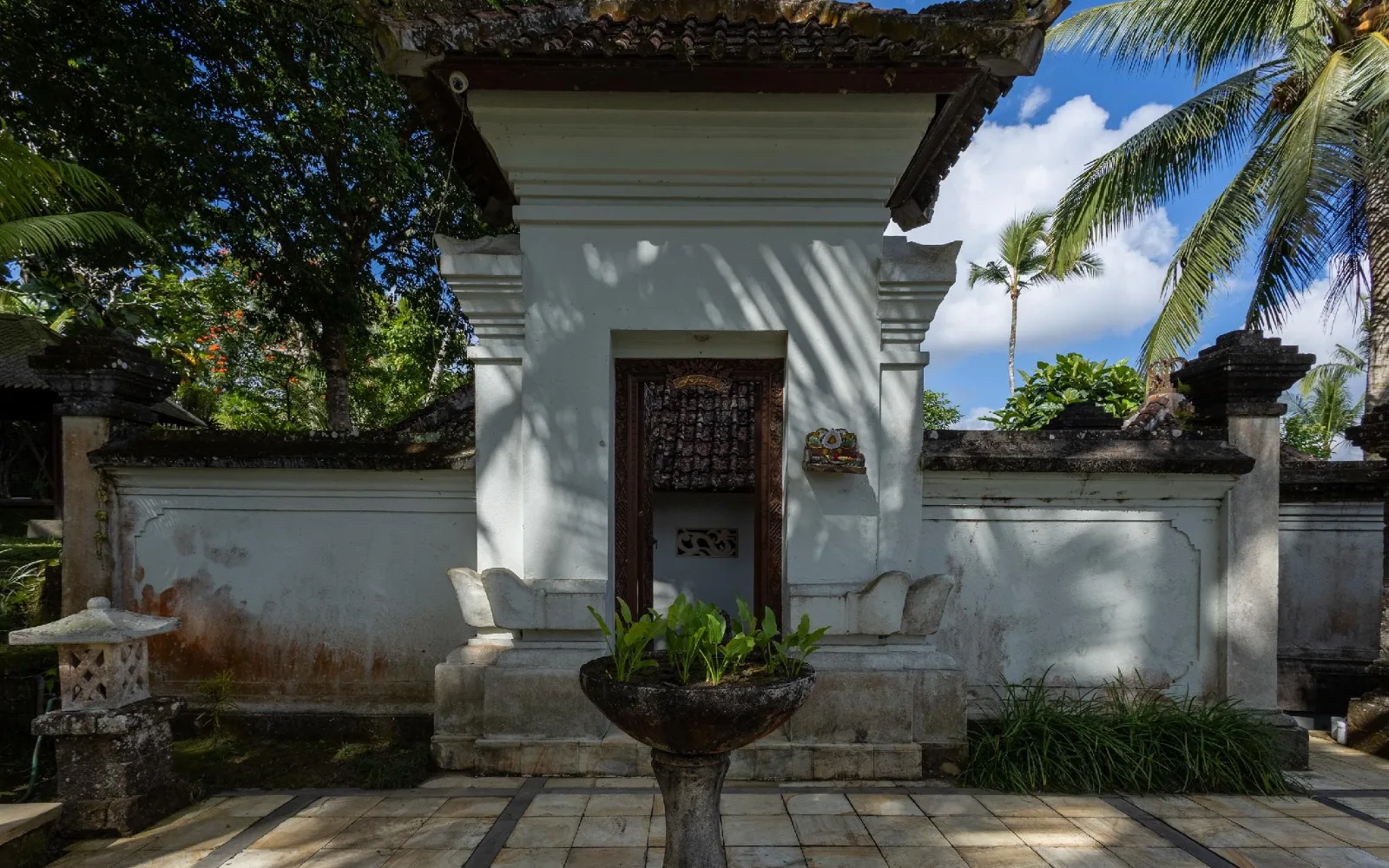 Toya Retreat Villa