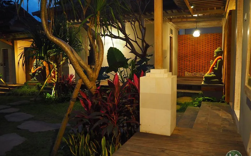 Ubud Tropical