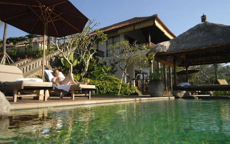 Villa Bayad