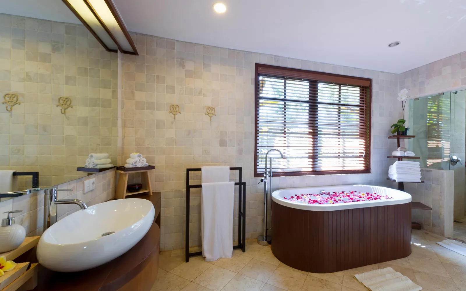 Villa San by Elite Havens