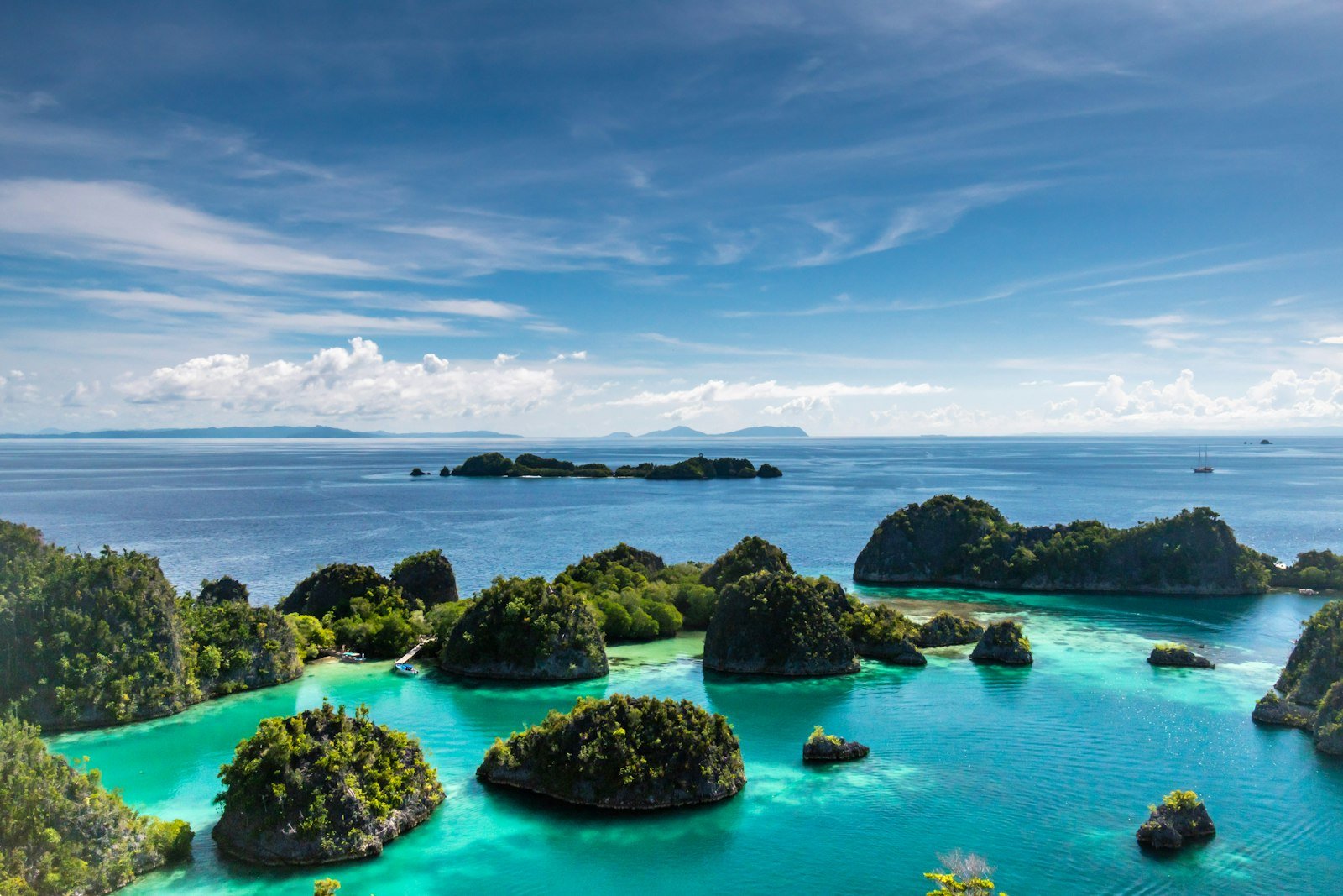 Raja Ampat Refines Marine Conservation Tariff to Fund Community Patrols and Coral Reef Protection
