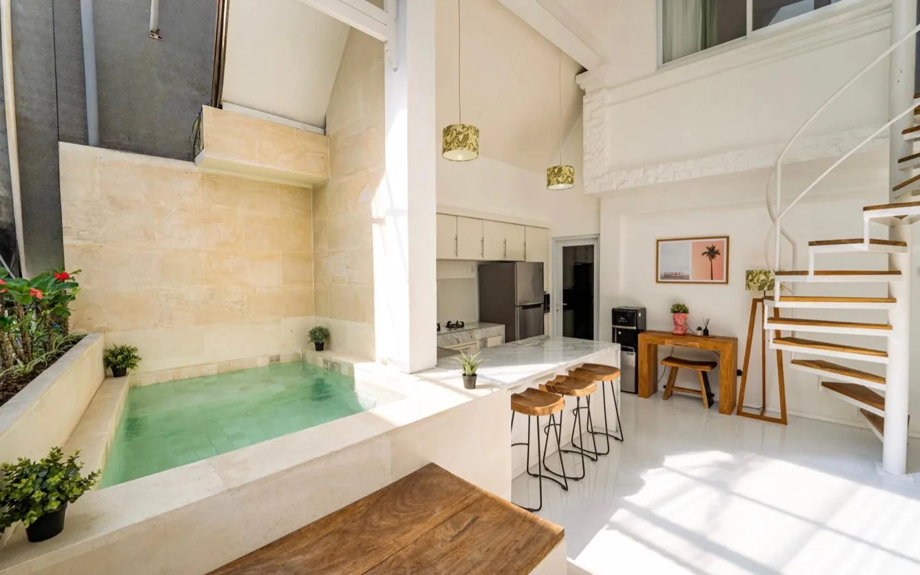 At Spa at Spacious 3 BR Villa with Private Pool & Billiards