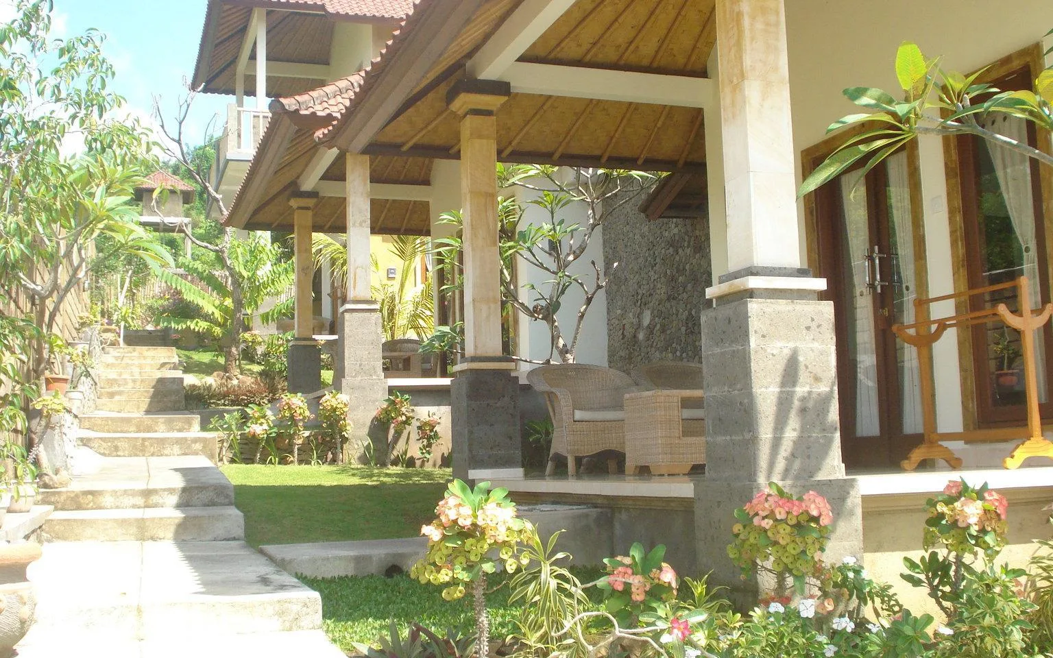 Barong Cafe Bungalow and Restaurant Spa Sanctuary