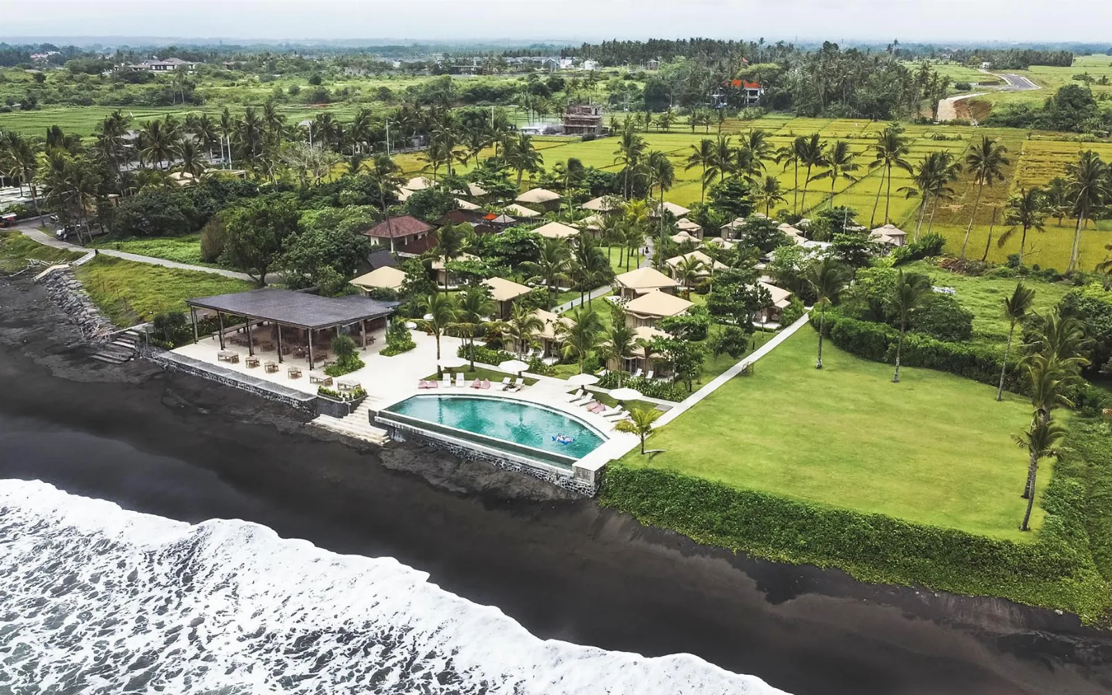 Beach Holistic Spa & Wellness at Bali Beach Glamping