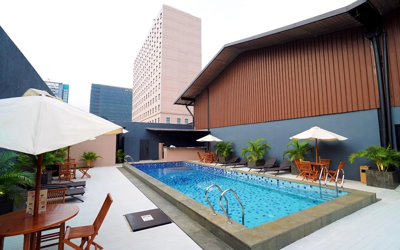 Cawang Pool & Gym at Swiss-Belinn Cawang