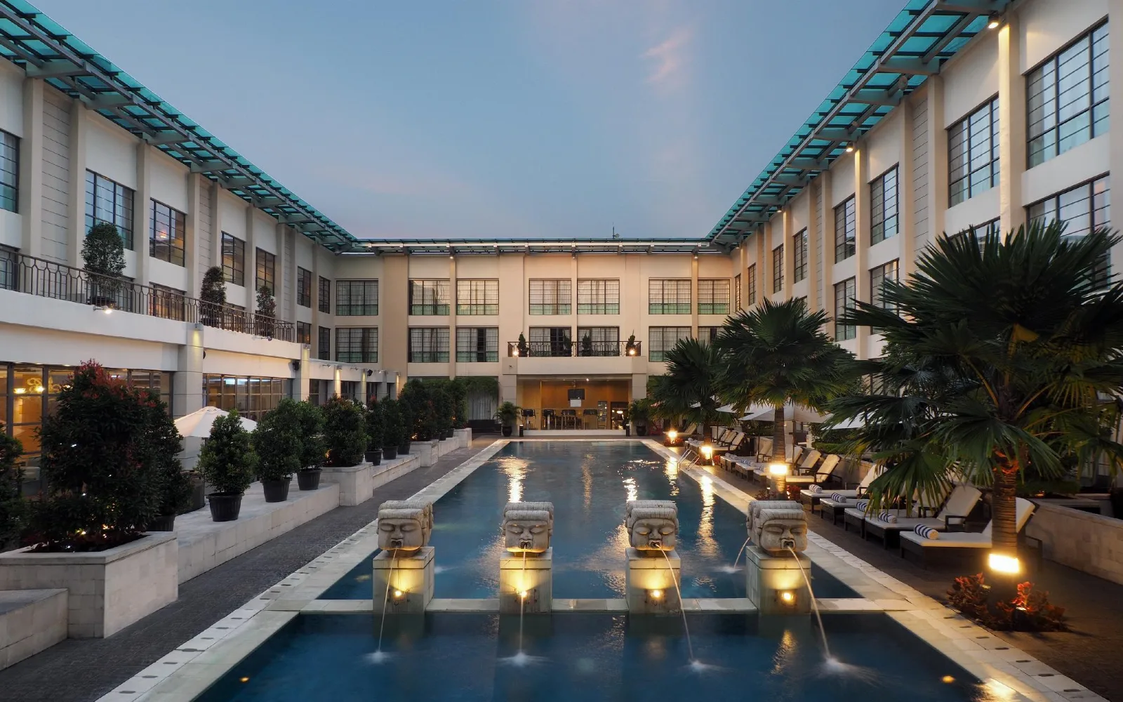 Courtyard Pool & Health Club at Aryaduta Medan