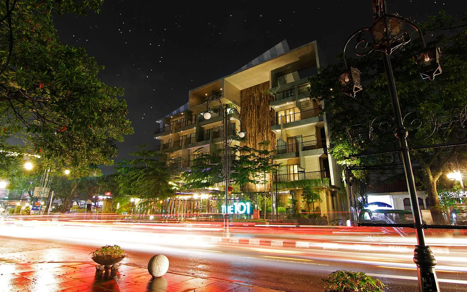 Dago Pool & Gym at THE 1O1 Bandung Dago Hotel