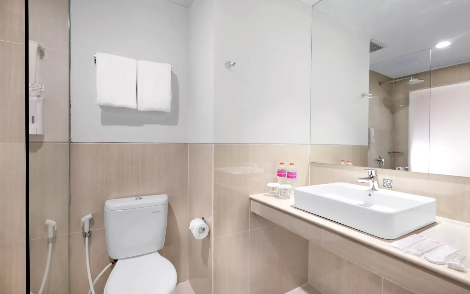 Designated smoking areas Spa at favehotel S. Parman Medan