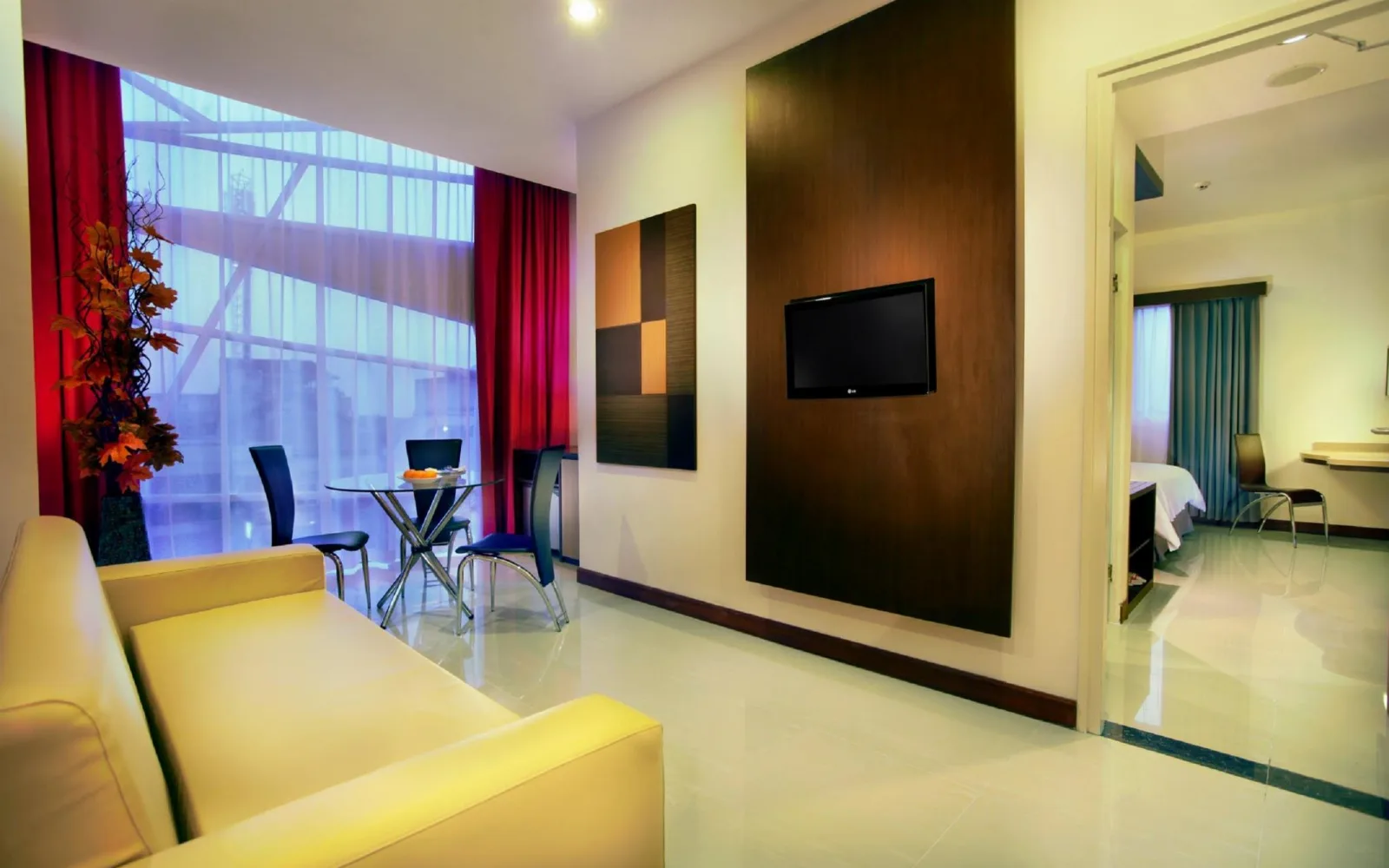 Free WiFi Spa at favehotel Kusumanegara