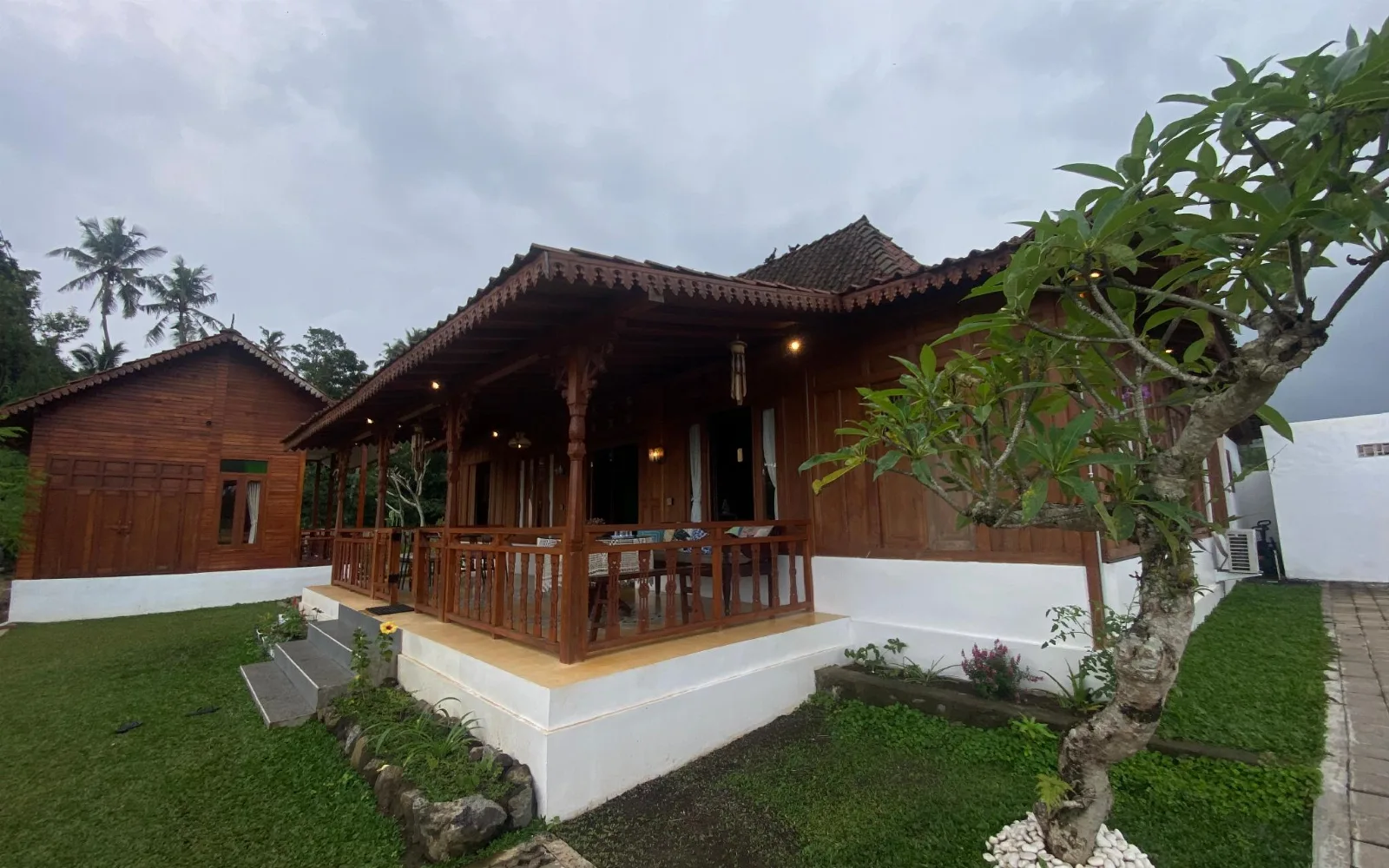 Healing Wellness & Spa at Healing House Sembung