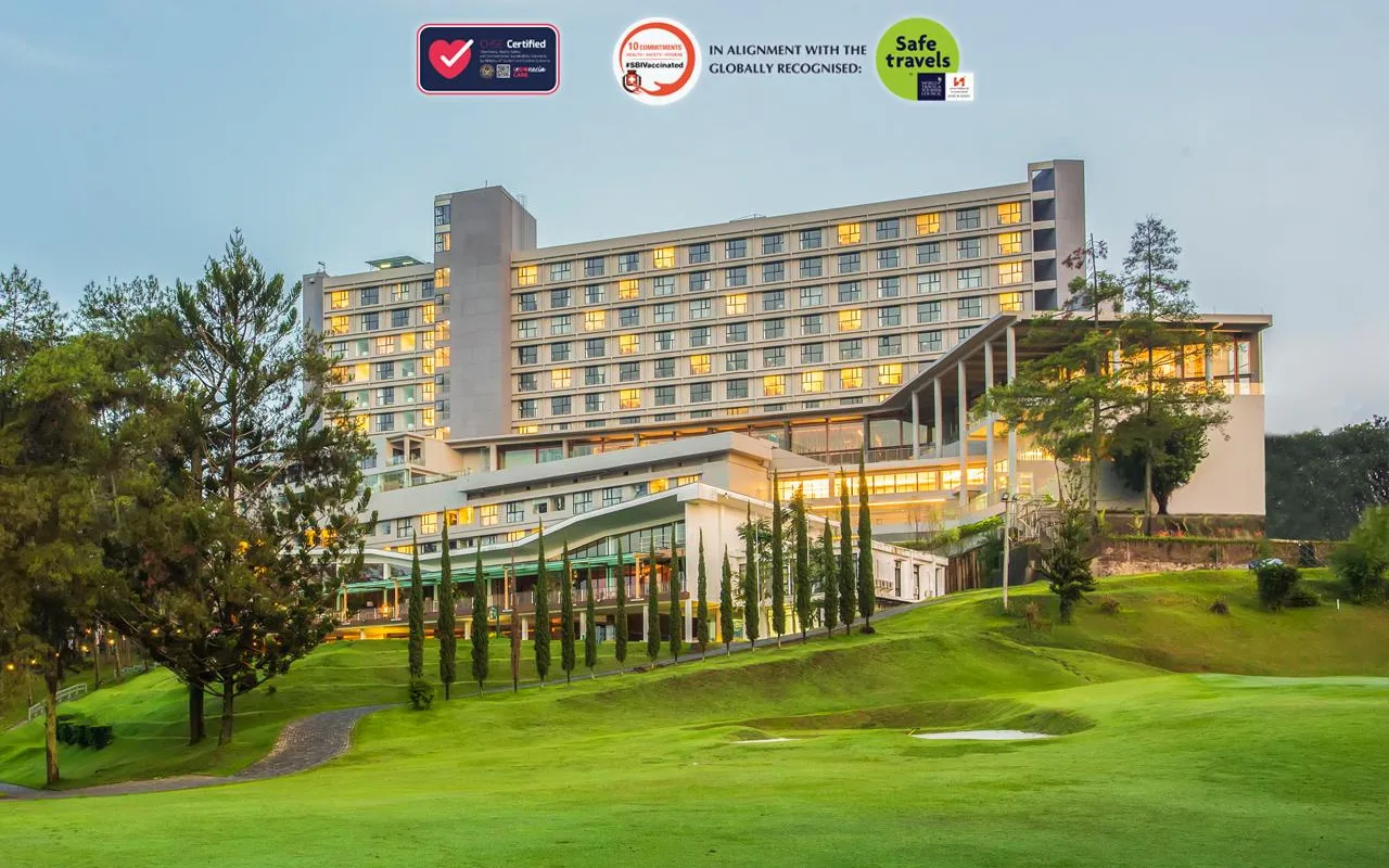 Heated Golf Infinity Pool at Swiss-Belresort Dago Heritage