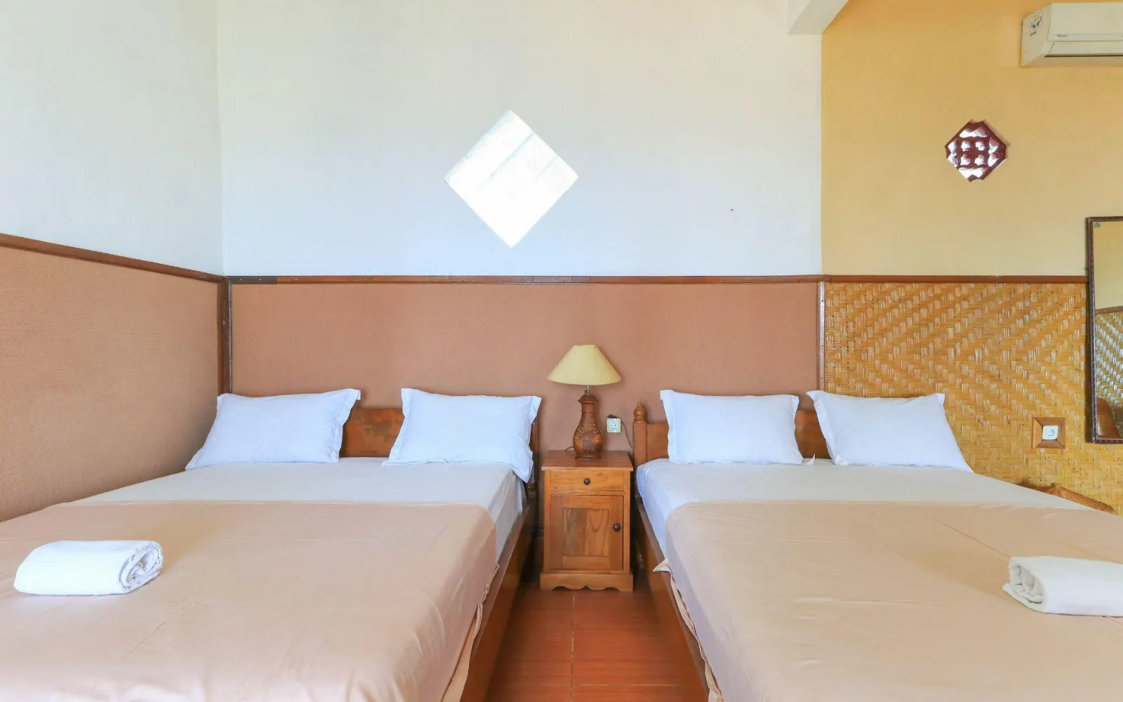 Hotel Tara Bar & Resto Air Sanih Spa Sanctuary