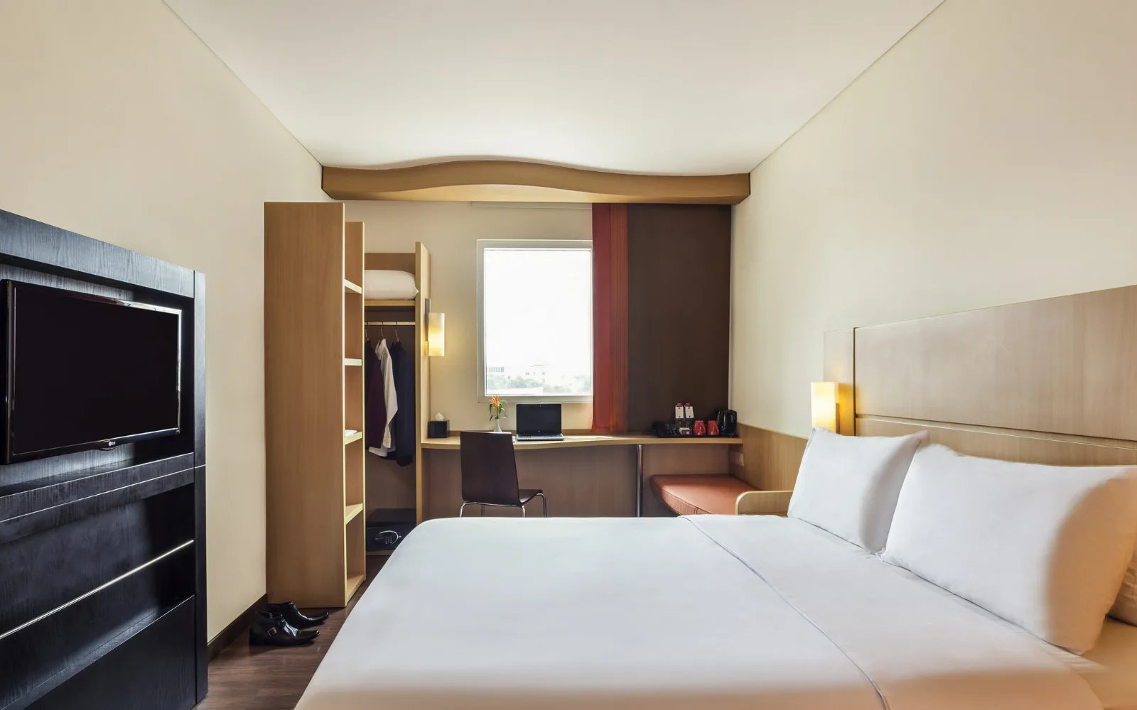 Ibis Relaxation Corner at ibis Surabaya City Center Hotel