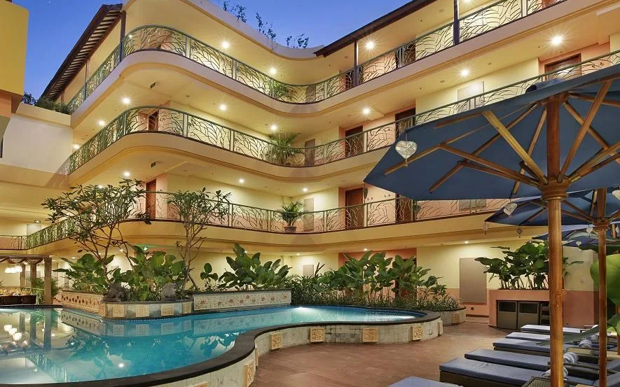 Lagoon Swimming Pool at SenS Hotel and Spa