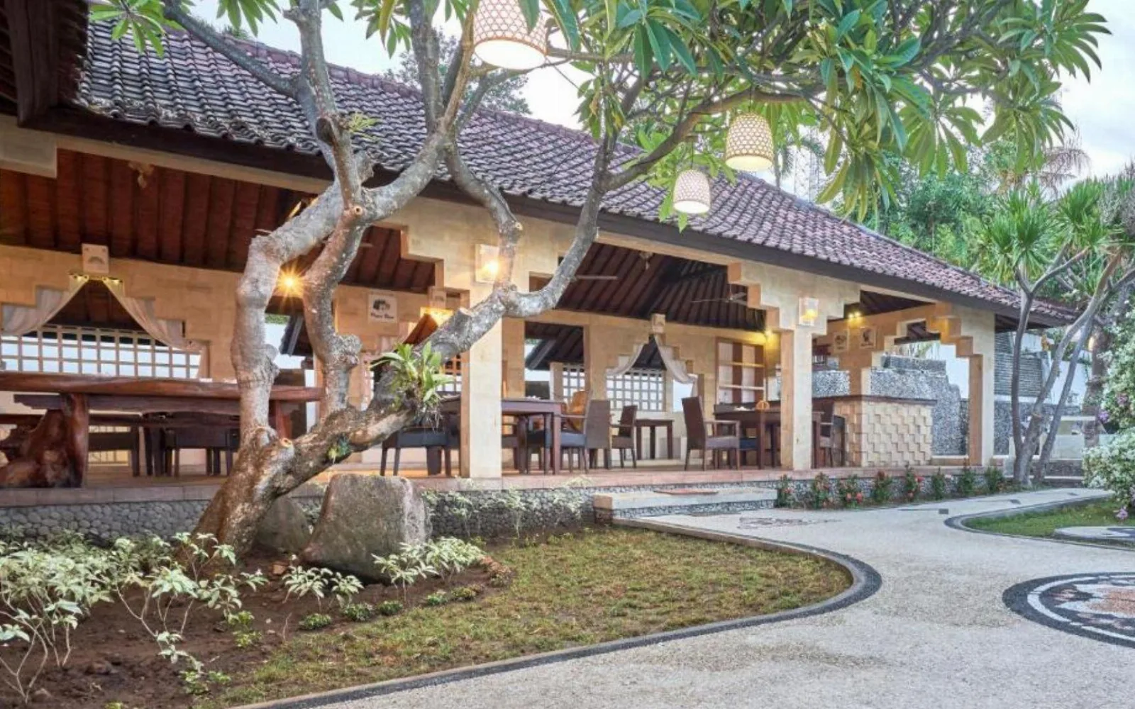 Library Spa at Anda Amed Villas and Spa