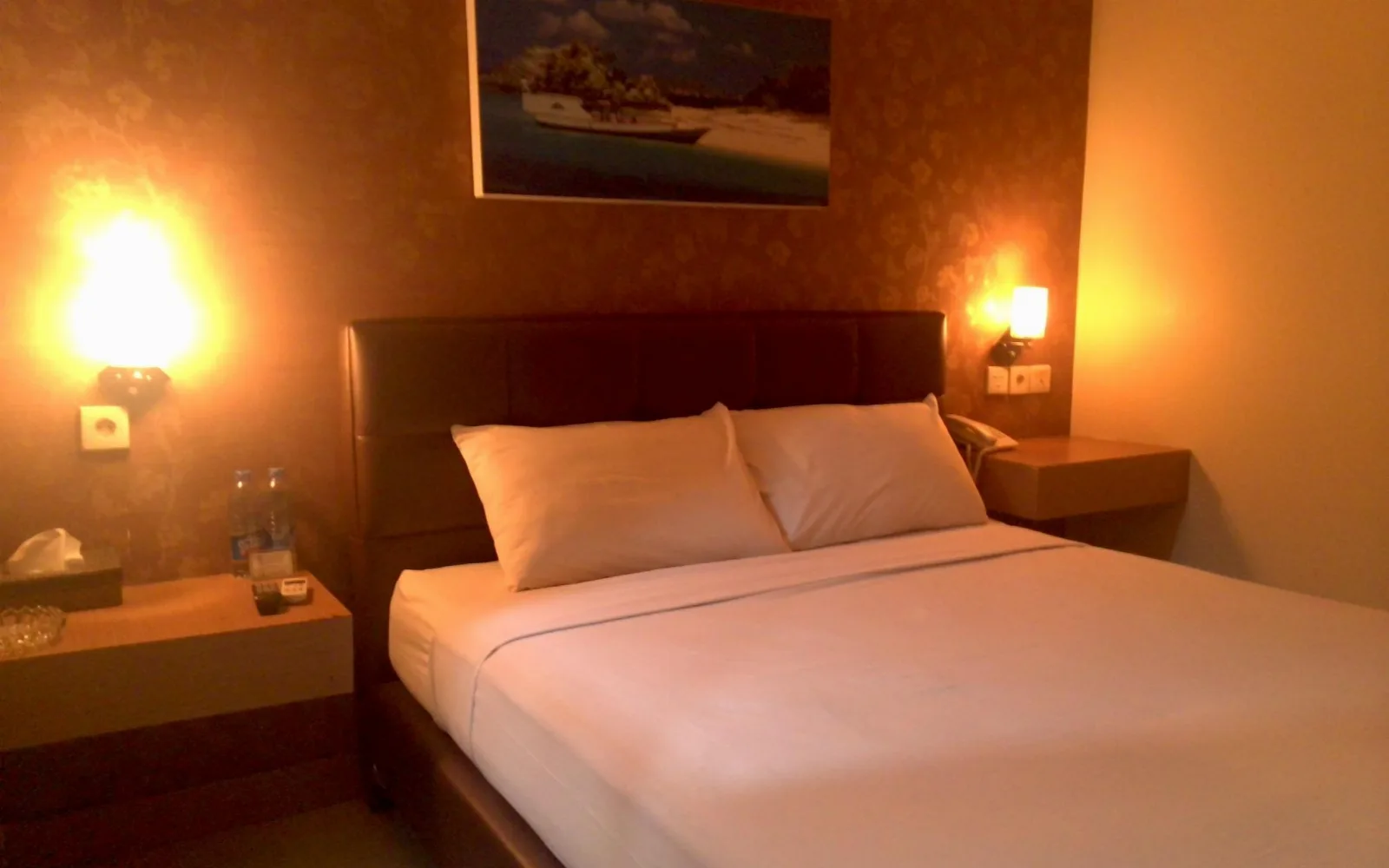 Library Spa at Antoni Hotel