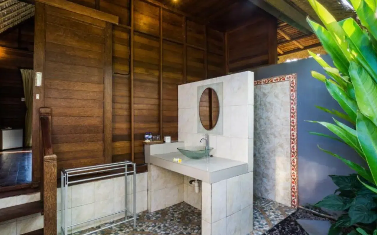 Ocean Breeze Spa at Laguna Reef Huts Lembongan