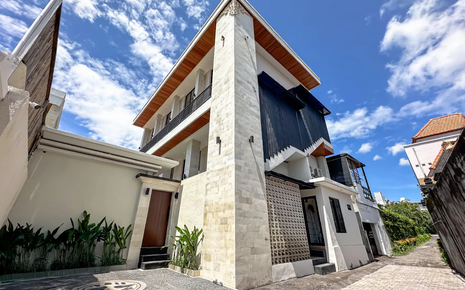 Olala Wellness & Spa at Olala Loft Seminyak