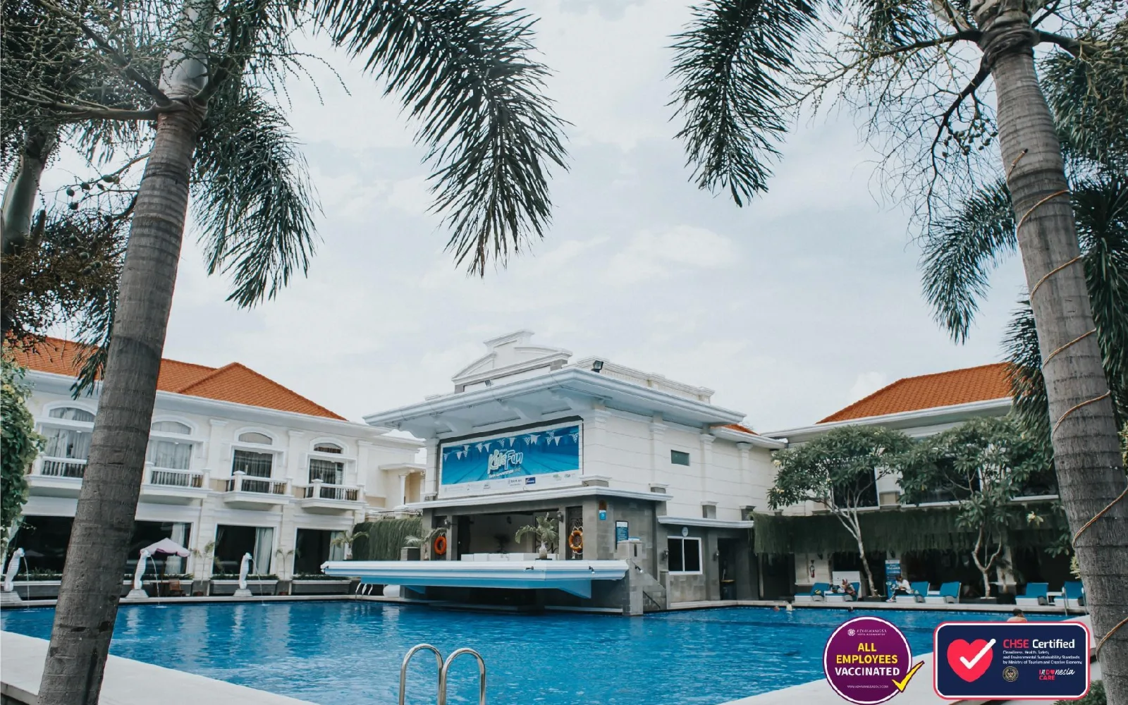 Outdoor Lagoon Pool at Adhiwangsa Hotel and Convention Hall